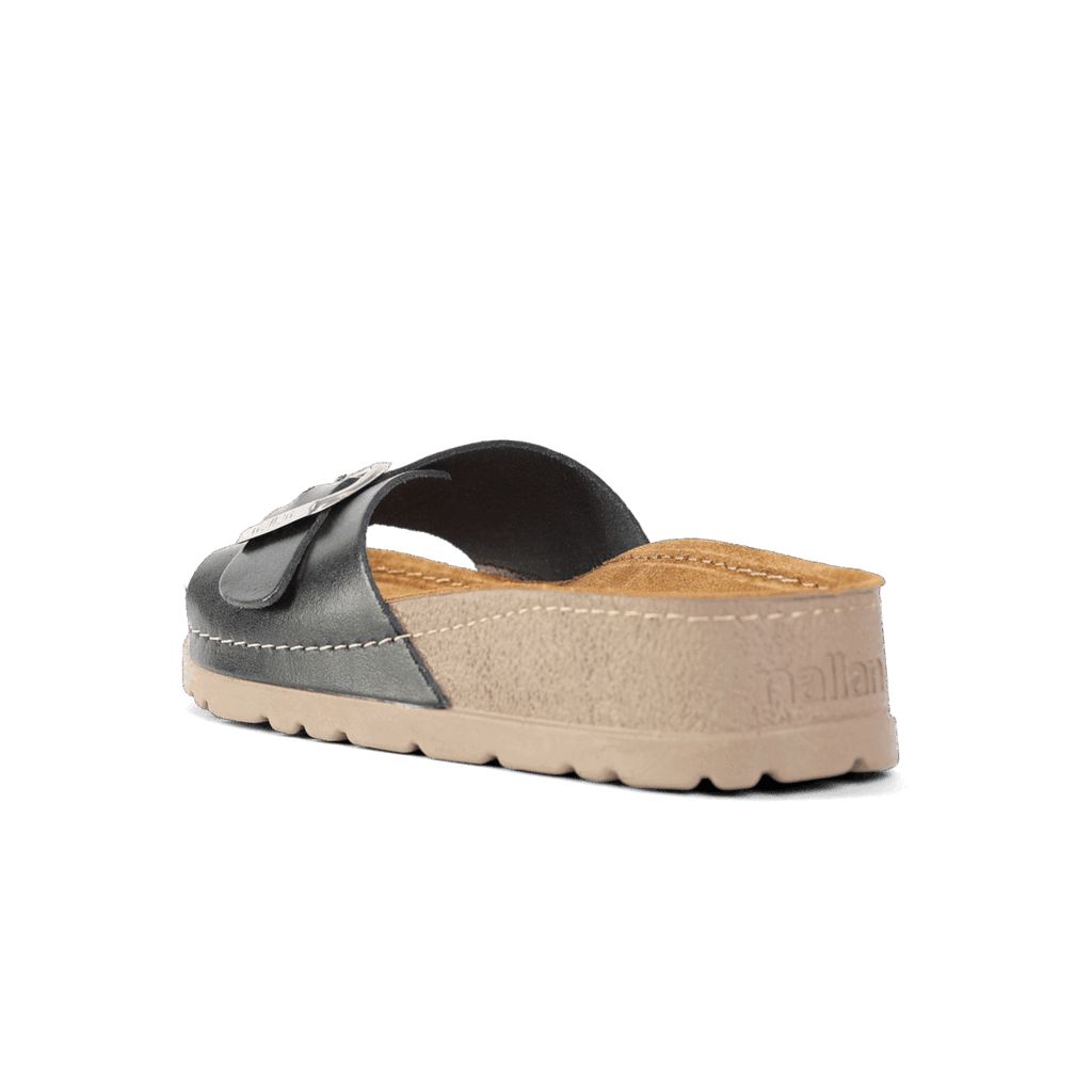 Lura Black