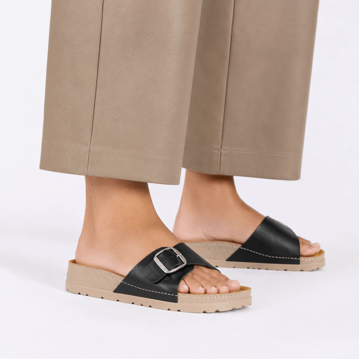 Lura Black