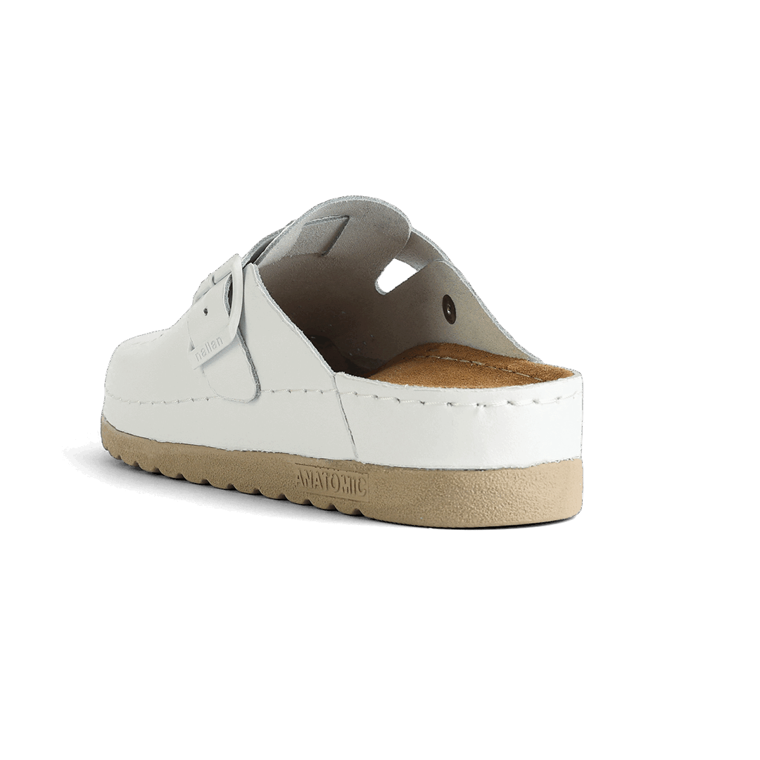 Priam White Matte M