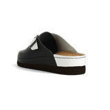 Priam Black & White F