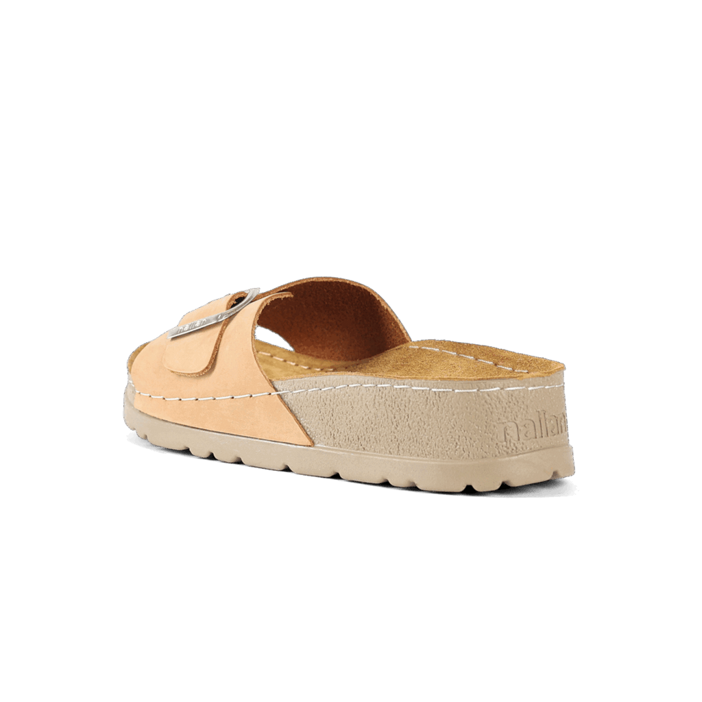 Lura Camel